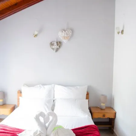 Sweetvillas Issos * Línia